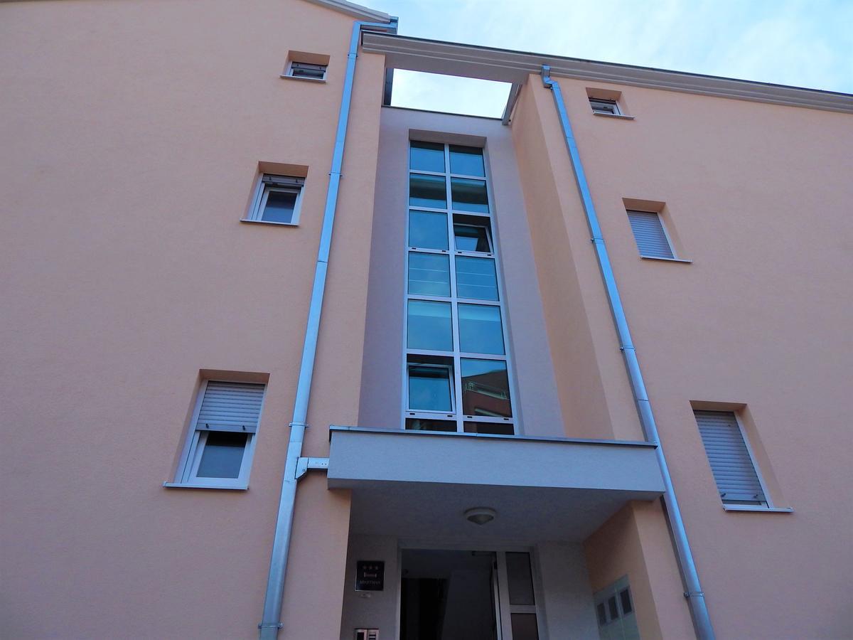 Apartments Linda Trogir Exteriér fotografie