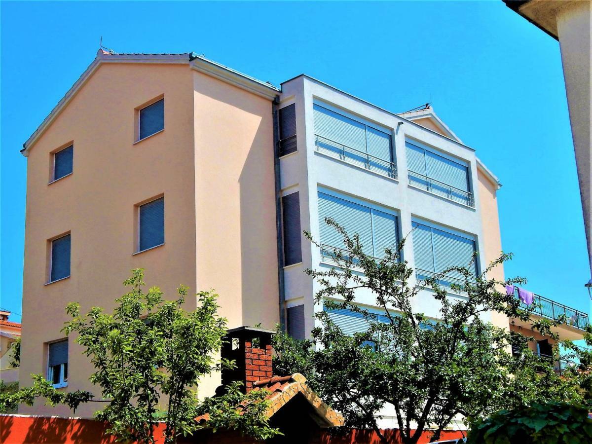 Apartments Linda Trogir Exteriér fotografie